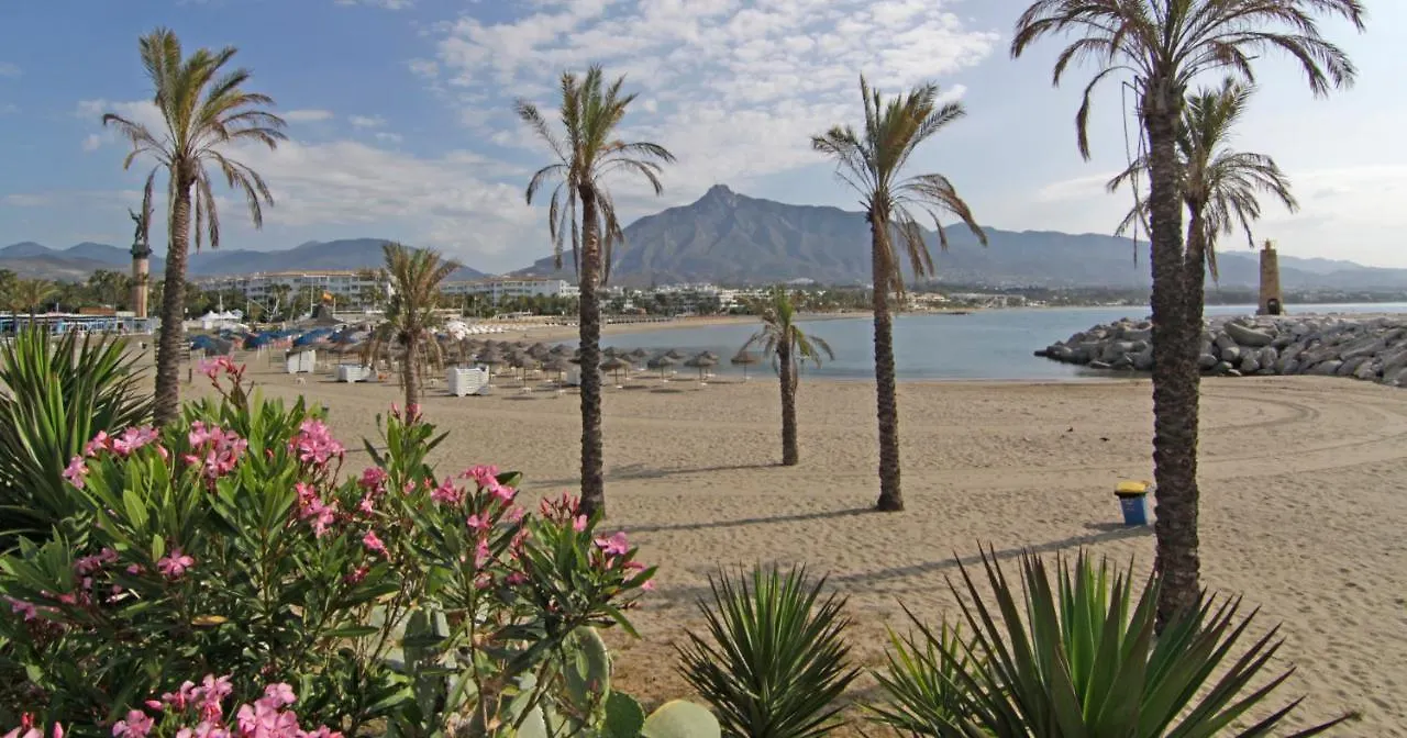 דירה מארבלה Lujoso Apartamento De 2 Dormitorios En Banus