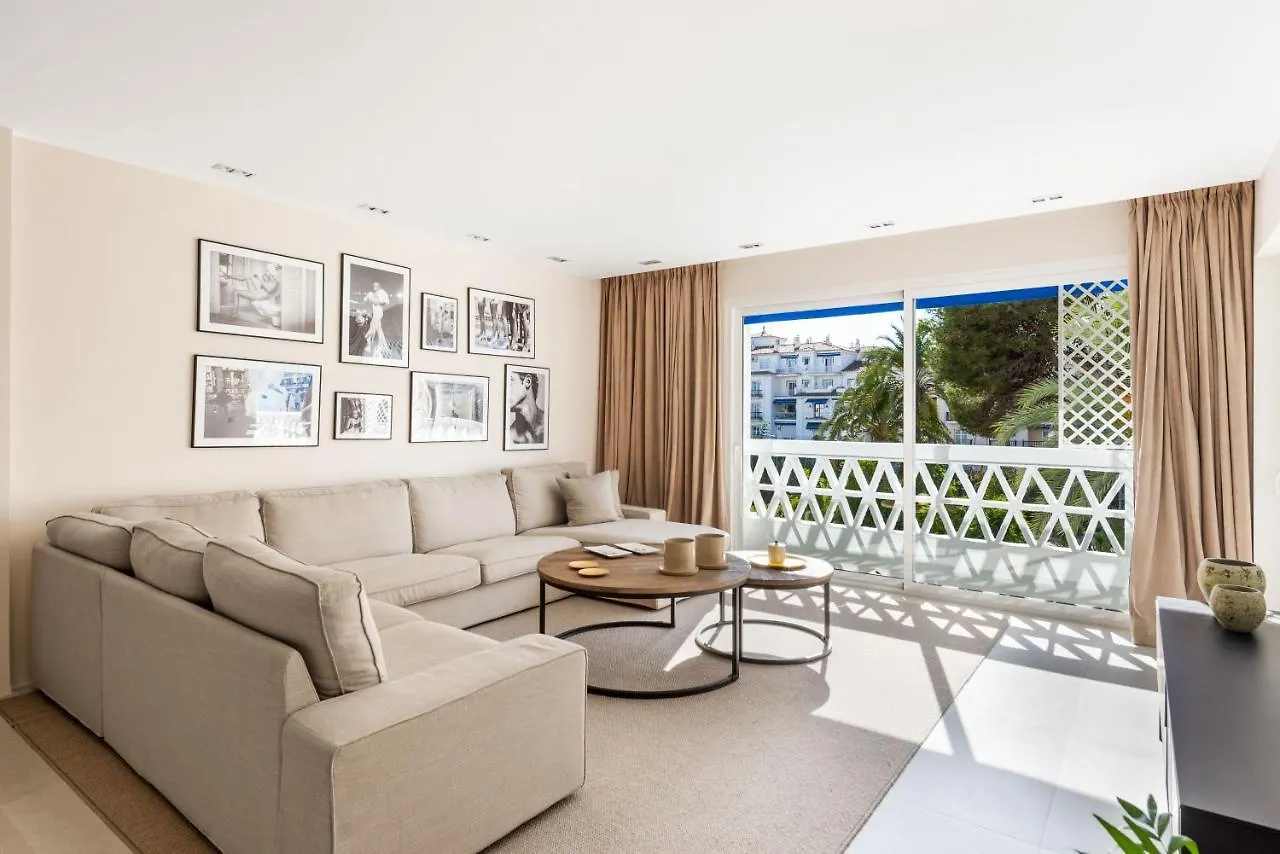 מארבלה Lujoso Apartamento De 2 Dormitorios En Banus